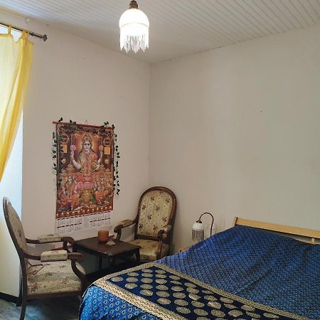 Chambres D'Hotes Dans Mas Avec Jardin En Bord De Riviere Saumane エクステリア 写真